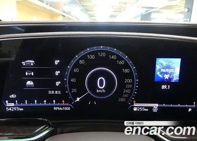 Cadillac Escalade 2023 — Photo 10/20