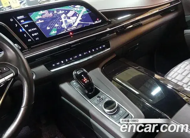 Cadillac Escalade 2023 — Photo 8/20