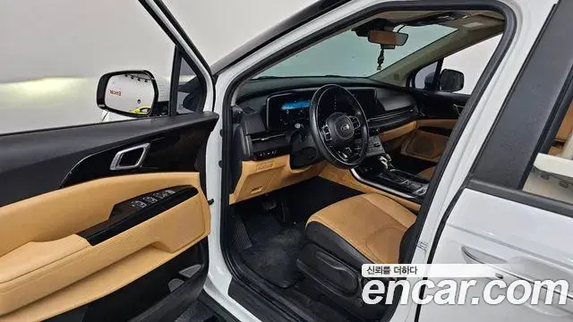 Kia Carnival 2021 — Photo 10/20