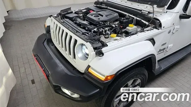 Jeep Wrangler 2019 — Фото 6/20