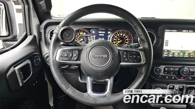 Jeep Wrangler 2019 — Фото 15/20