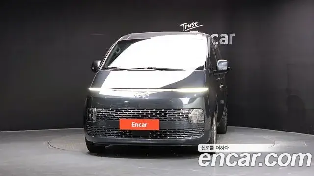 Hyundai Staria 2021 — Photo 3/20