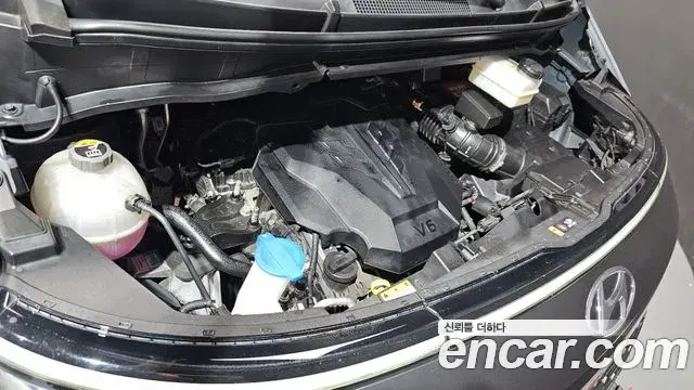 Hyundai Staria 2021 — Photo 6/20
