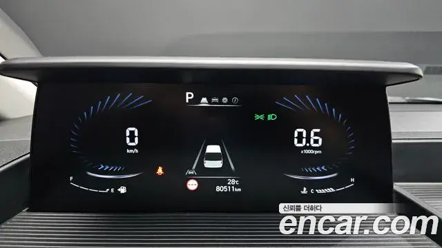 Hyundai Staria 2021 — Photo 8/20