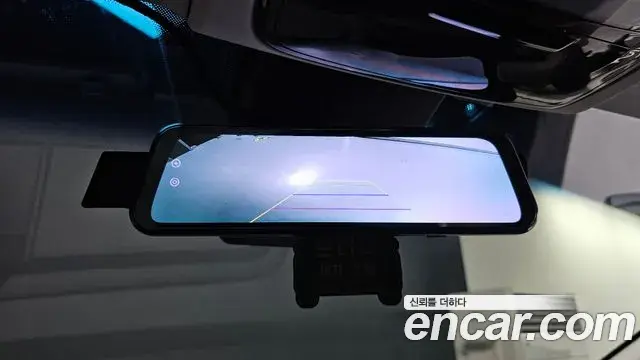 Hyundai Staria 2021 — Photo 14/20