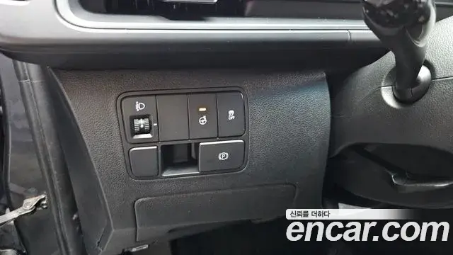 Hyundai Staria 2021 — Photo 19/20
