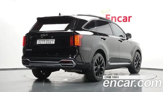 Kia Sorento 2023 — Photo 2/20