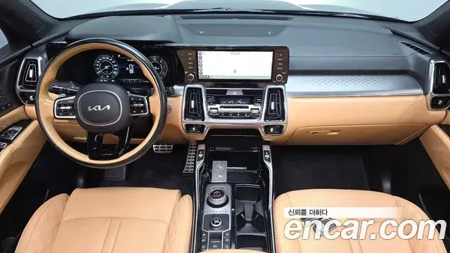 Kia Sorento 2023 — Photo 7/20