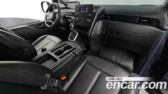 Hyundai Staria 2022 — Фото 7/20