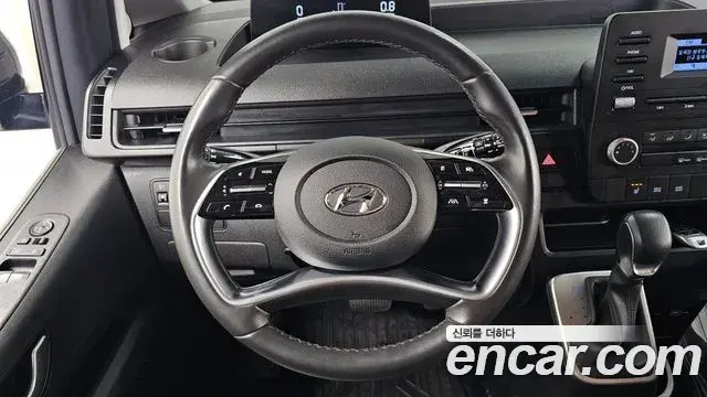 Hyundai Staria 2022 — Фото 13/20