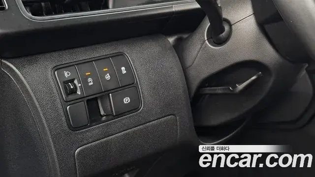 Hyundai Staria 2022 — Фото 16/20