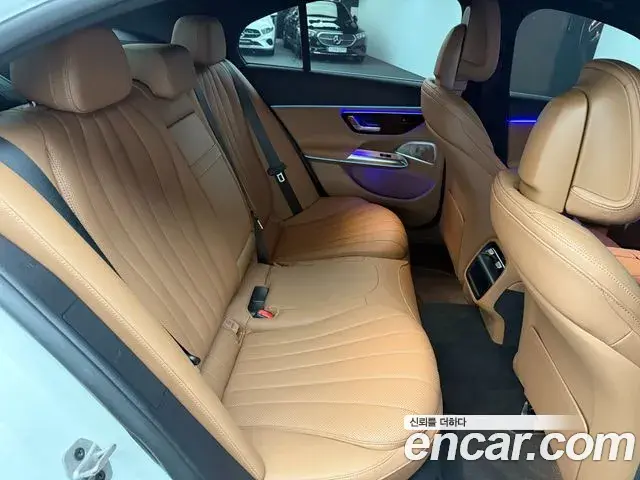 Mercedes-Benz E-Class 2026 — Şəkil 13/20