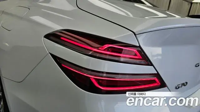 Genesis G70 2021 — Şəkil 33/34