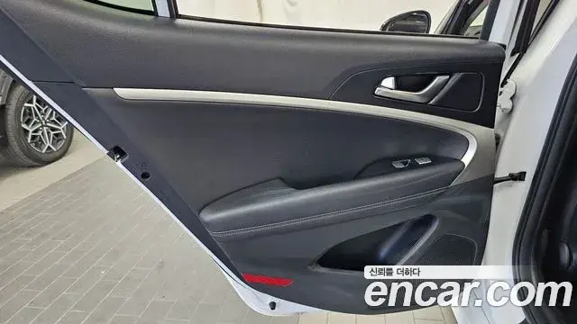 Genesis G70 2021 — Şəkil 28/34