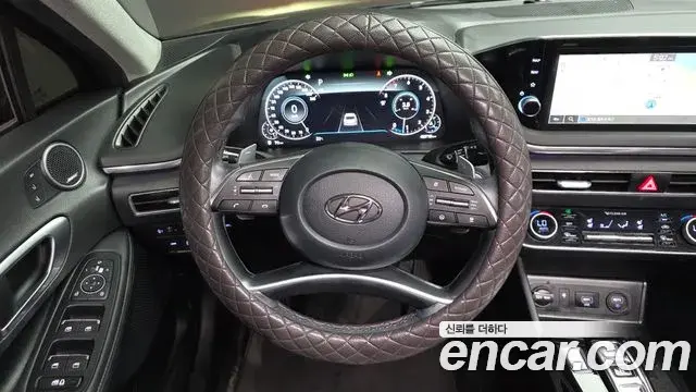 Hyundai Sonata 2021 — Фото 14/20