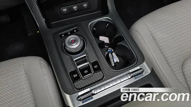 Kia Carnival 2023 — Фото 9/20