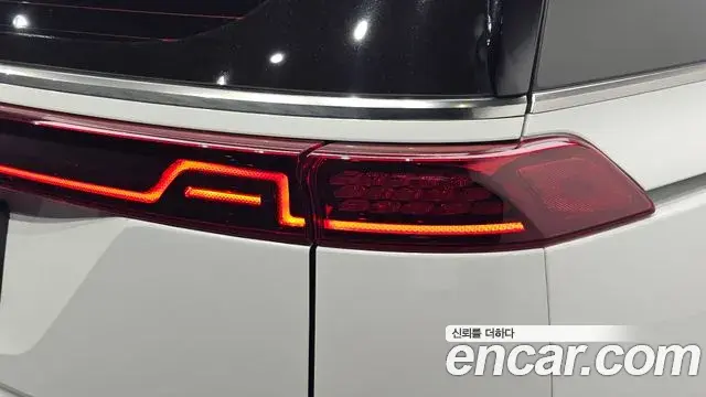 Kia Carnival 2023 — Şəkil 4/38