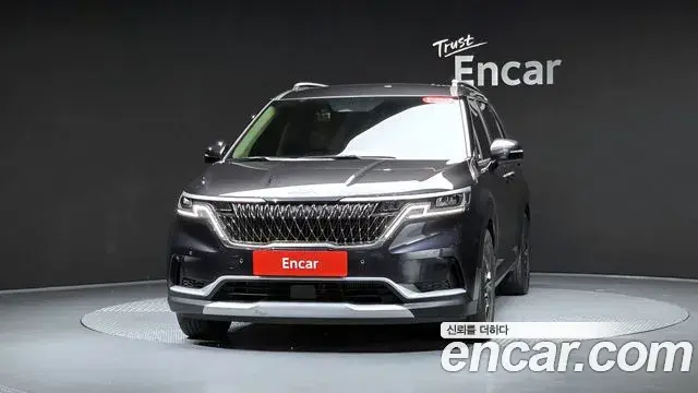 Kia Carnival 2021 — Фото 3/20