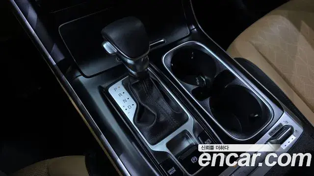 Kia Carnival 2021 — Фото 9/20