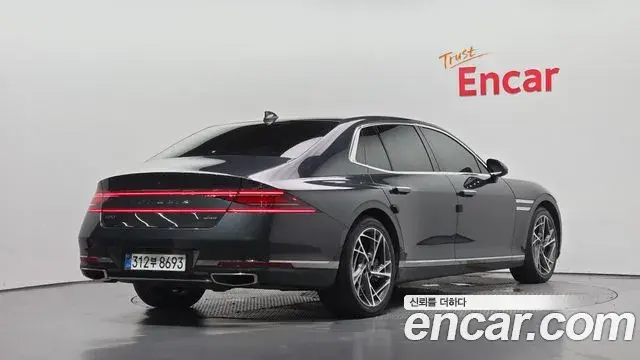 Genesis G90 2022 — Фото 2/20