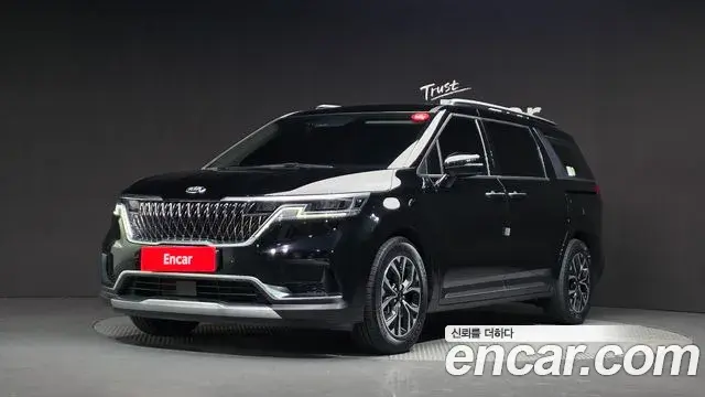 Kia Carnival 2021 — Photo 1/20