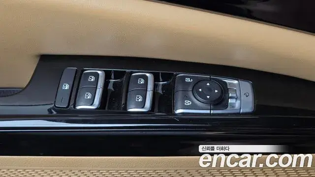 Kia Carnival 2021 — Photo 11/20