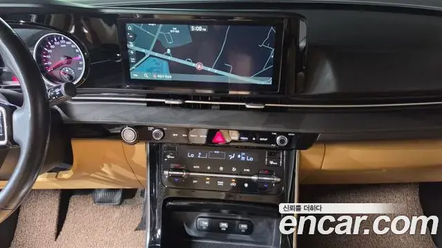 Kia Carnival 2021 — Photo 16/20