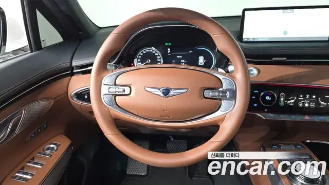 Genesis GV70 2021 — ფოტო 14/30