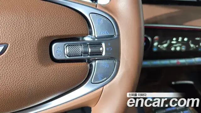 Genesis GV70 2021 — ფოტო 15/30