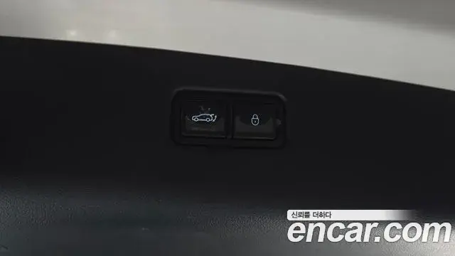 Genesis GV70 2021 — ფოტო 22/30