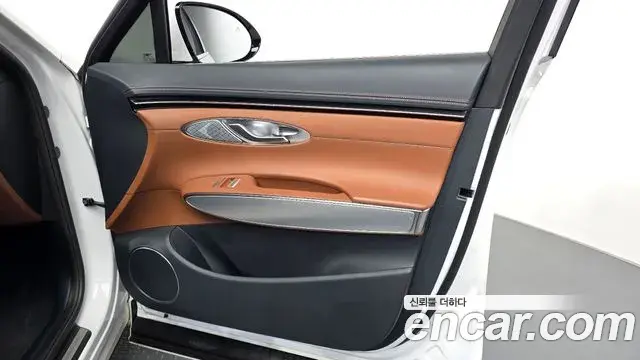 Genesis GV70 2021 — ფოტო 3/30