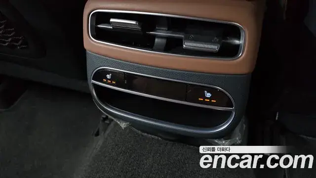Genesis GV70 2021 — ფოტო 6/30