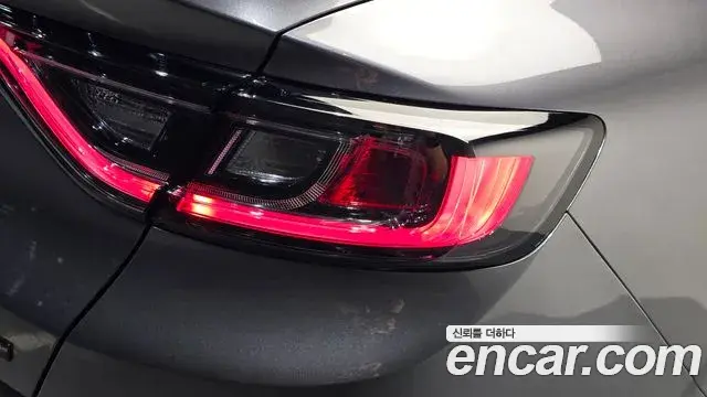 Renault Samsung Arkana 2024 — ფოტო 28/32