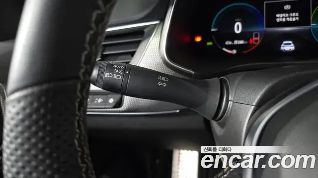 Renault Samsung Arkana 2024 — ფოტო 24/32