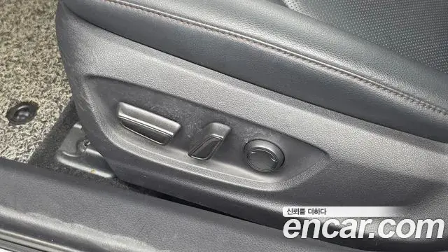 Toyota Camry 2018 — Фото 17/20