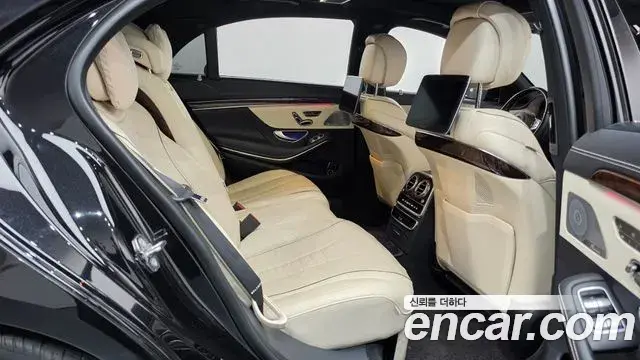 Mercedes-Benz S-Class 2018 — Фото 12/20