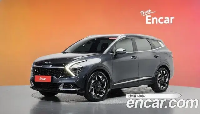 Kia Sportage 2022 — Фото 1/20
