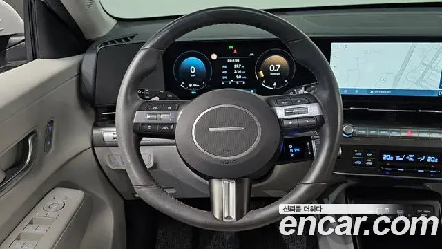 Hyundai Kona 2024 — Фото 13/20