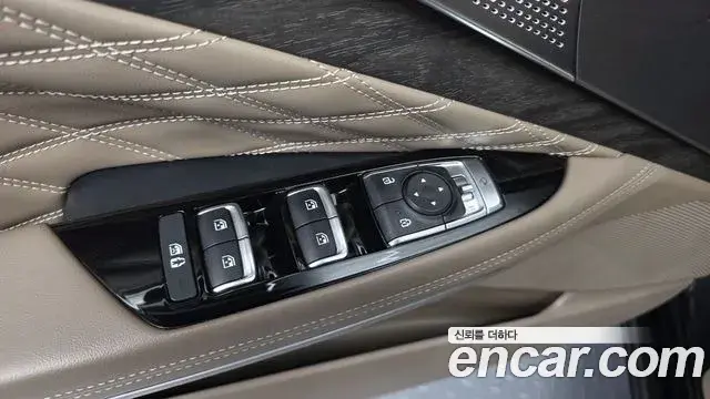 Kia K8 2022 — ფოტო 11/33