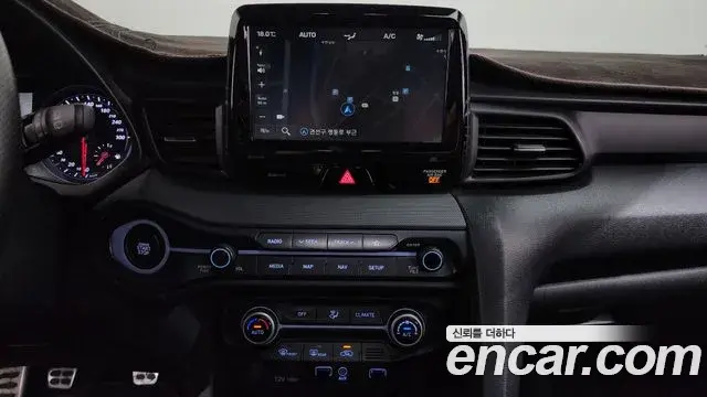 Hyundai Veloster 2019 — Фото 13/20