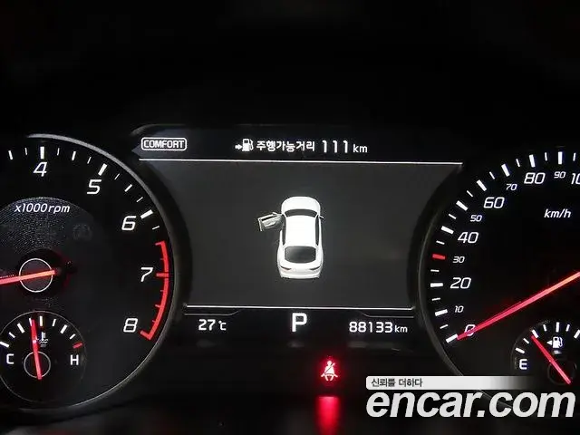 Kia Stinger 2018 — Фото 8/20
