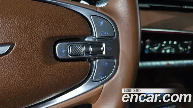 Genesis GV70 2023 — ფოტო 24/32