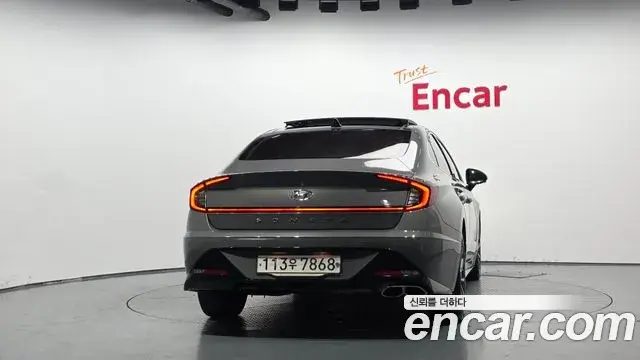 Hyundai Sonata 2020 — Фото 4/20