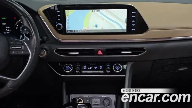 Hyundai Sonata 2020 — Фото 13/20