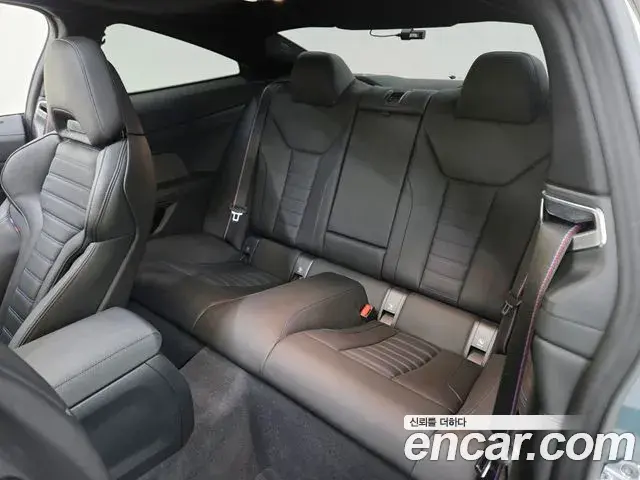 BMW 4 Series 2025 — Фото 12/20