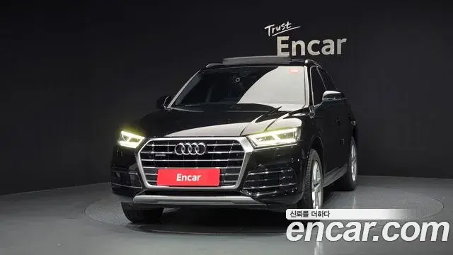Audi Q5 2020 — Фото 3/20