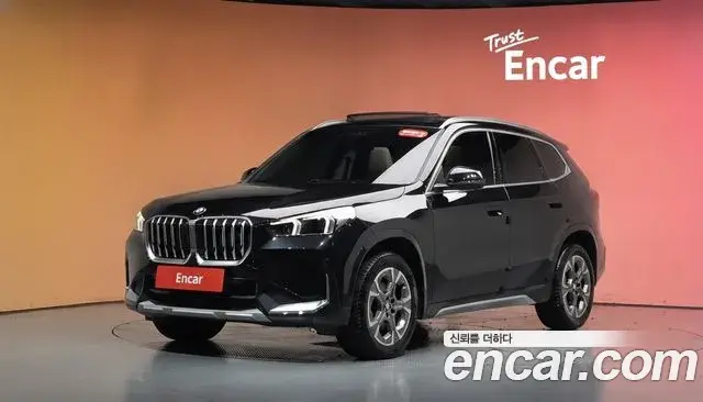 BMW X1 2025 — Фото 1/20