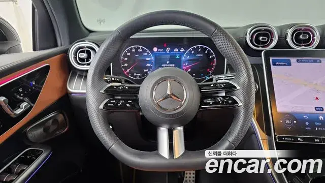 Mercedes-Benz GLC-Class 2025 — Фото 12/20