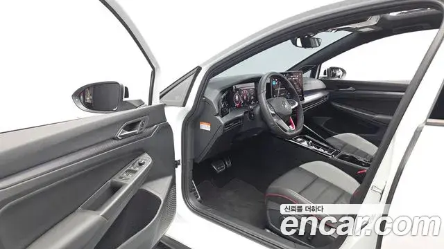 Volkswagen Golf 2025 — ფოტო 14/30