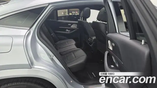Mercedes-Benz GLE-Class 2023 — Фото 11/20